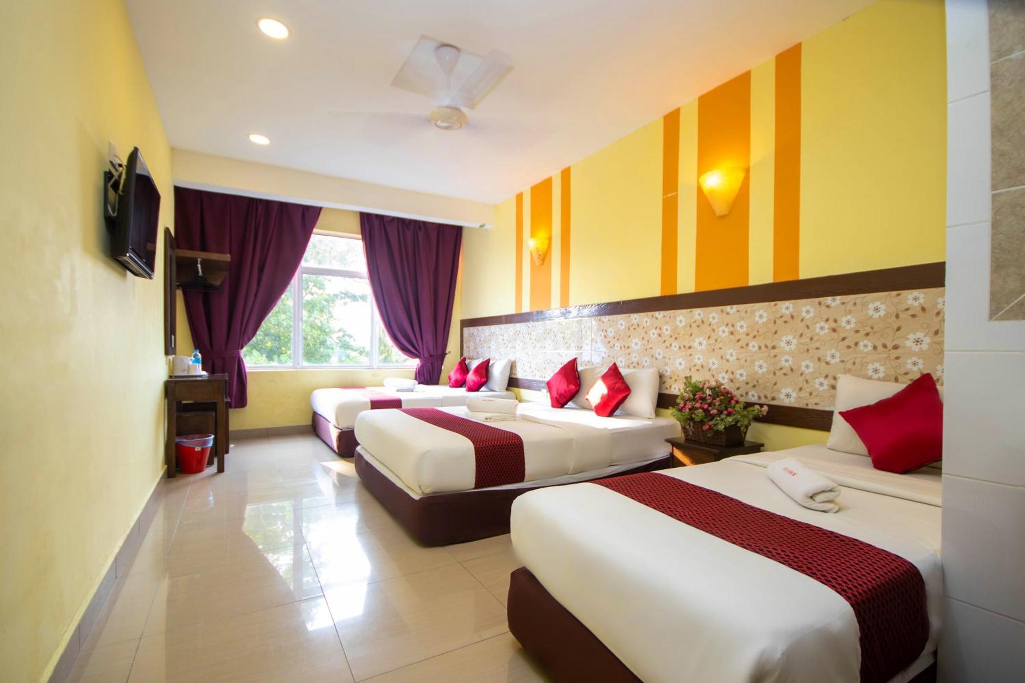 Sun Inns Permas Jaya Джохор-Бару Экстерьер фото